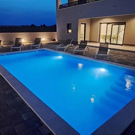 Villa Mare Pirovac Exterior photo