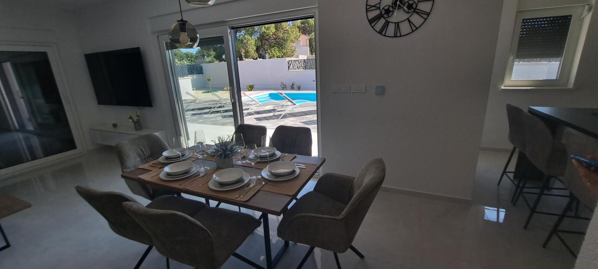 Mare Villa